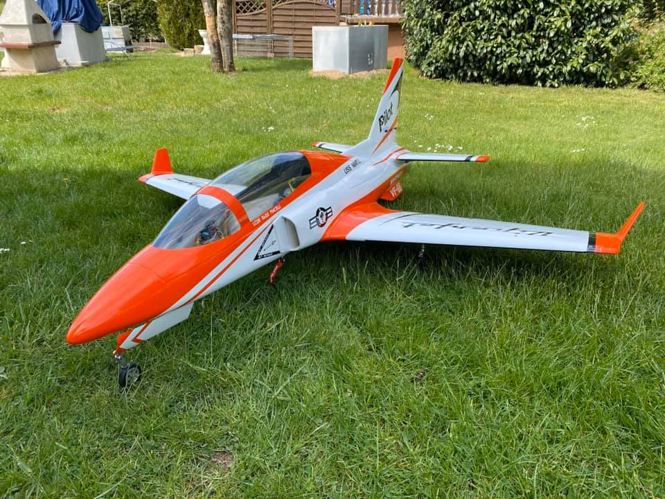 Pilot rc 2.2m Viper jet 07, retracts,air trap,tail pipe.