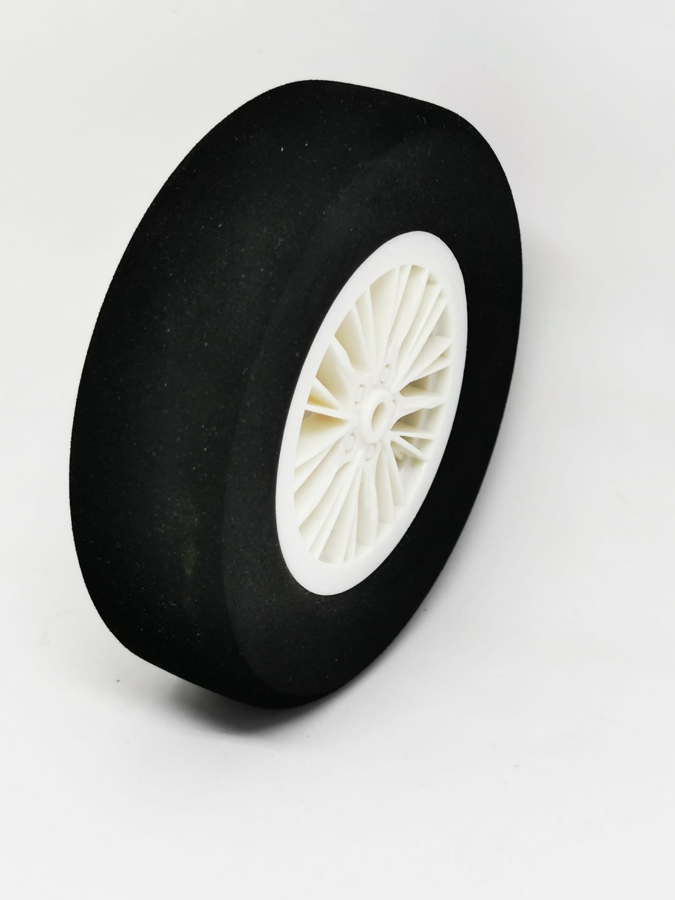 » Pilot rc wheel 3.5" inch 89m 27mm wide 5mm axle 1pcs