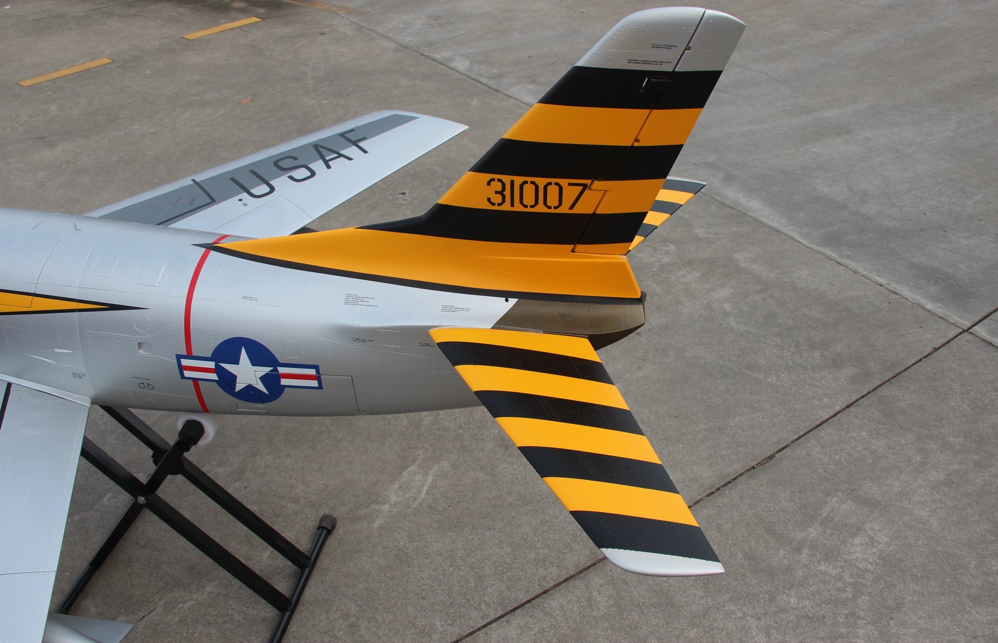 Pilot rc 2.2m F-86D Sabre with tail pipe, UAT, Kevlar fuel tank