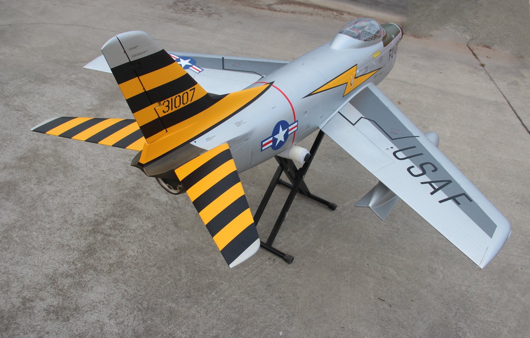 Pilot rc 2.2m F-86D Sabre with tail pipe, UAT, Kevlar fuel tank