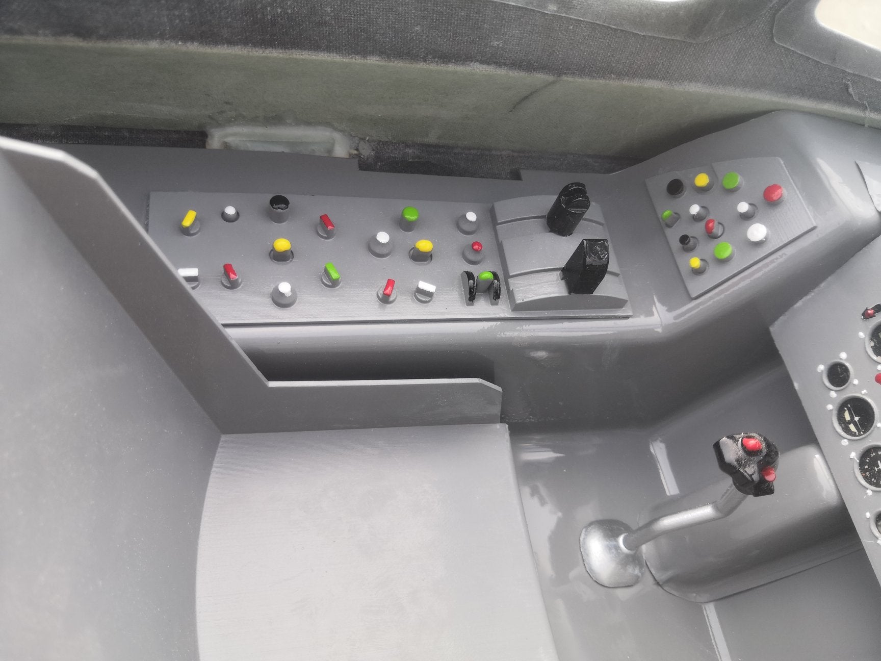 Pilot rc 2.2m F-86D Sabre with tail pipe, UAT, Kevlar fuel tank