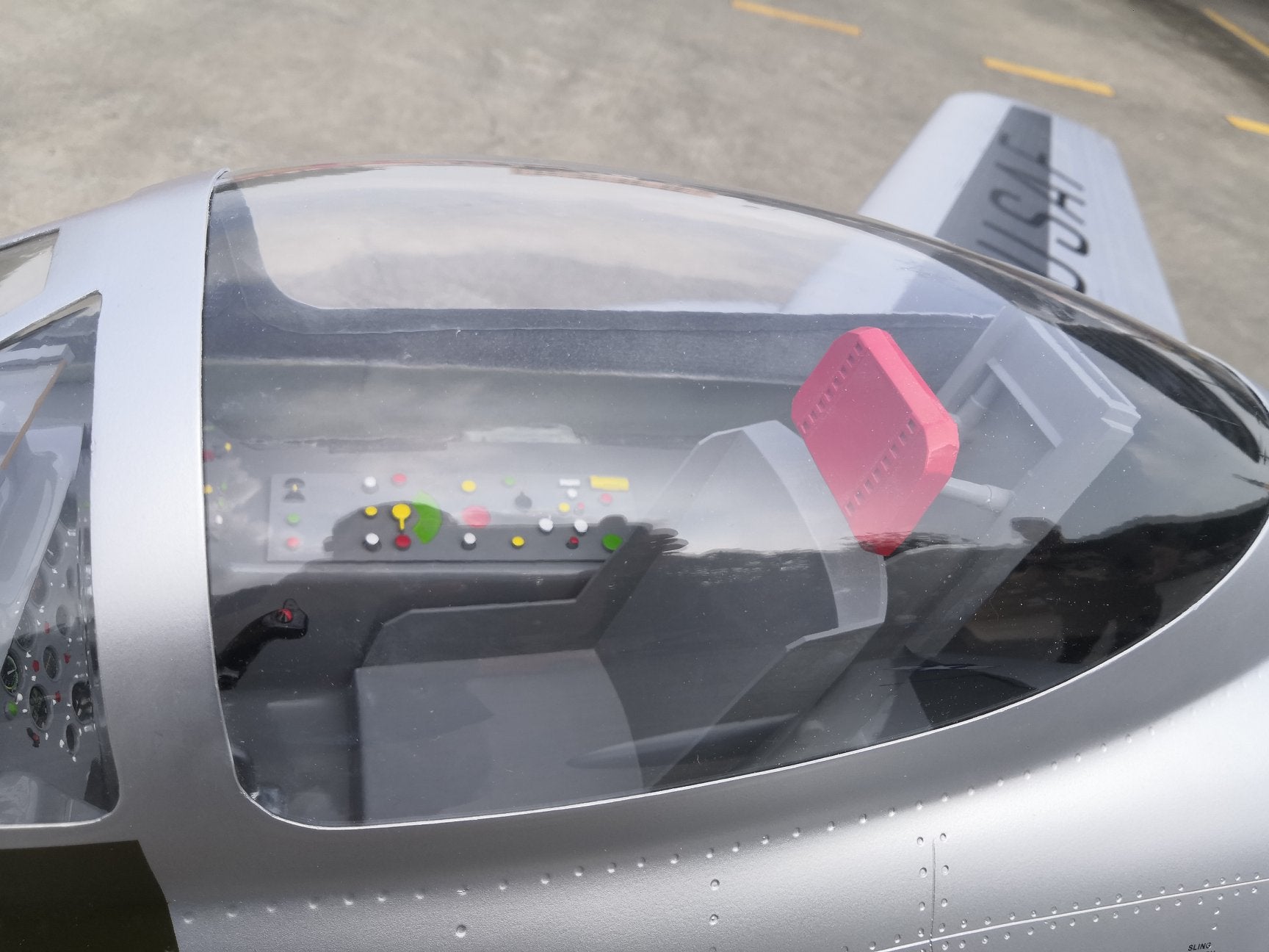 Pilot rc 2.2m F-86D Sabre with tail pipe, UAT, Kevlar fuel tank