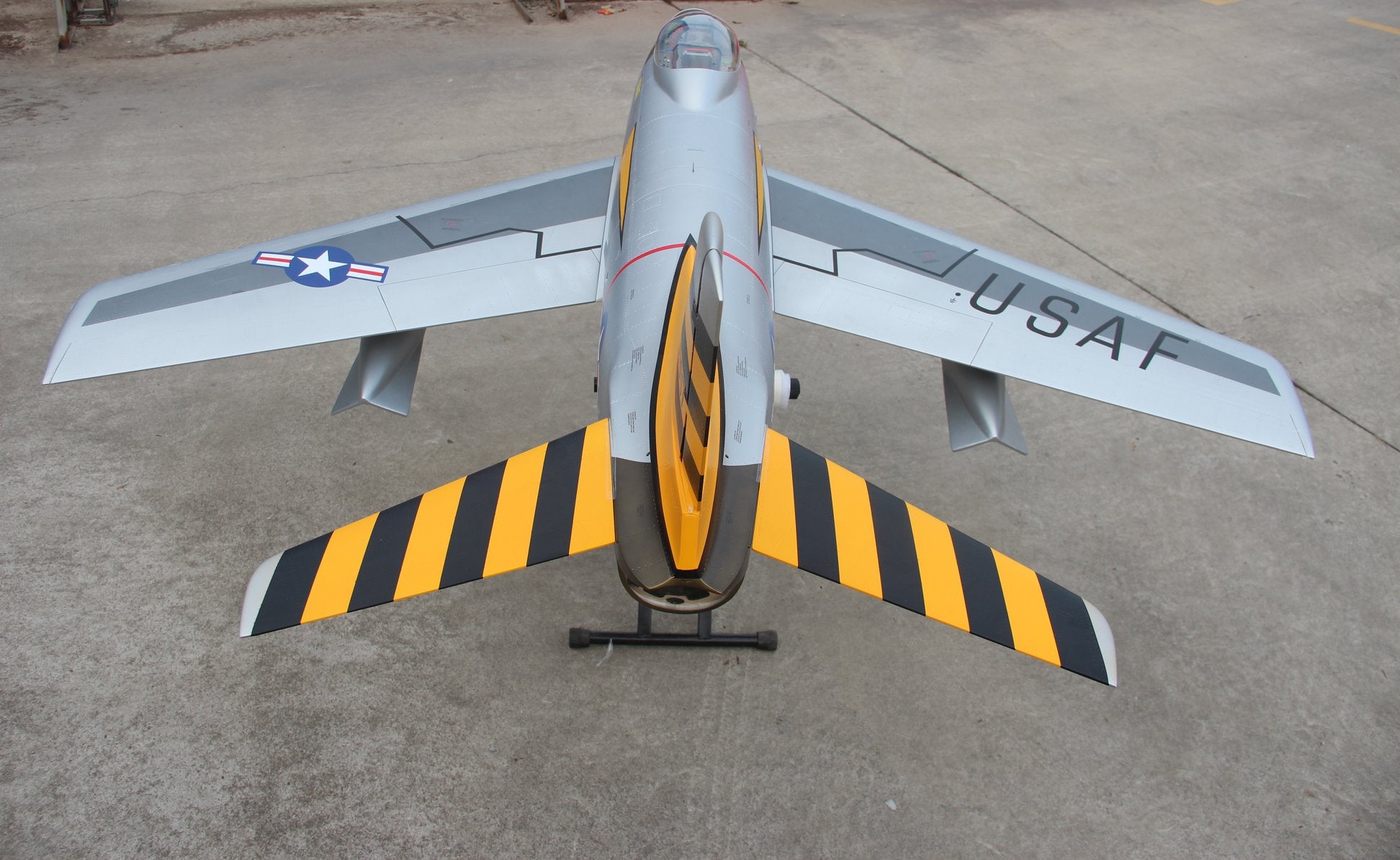 Pilot rc 2.2m F-86D Sabre with tail pipe, UAT, Kevlar fuel tank