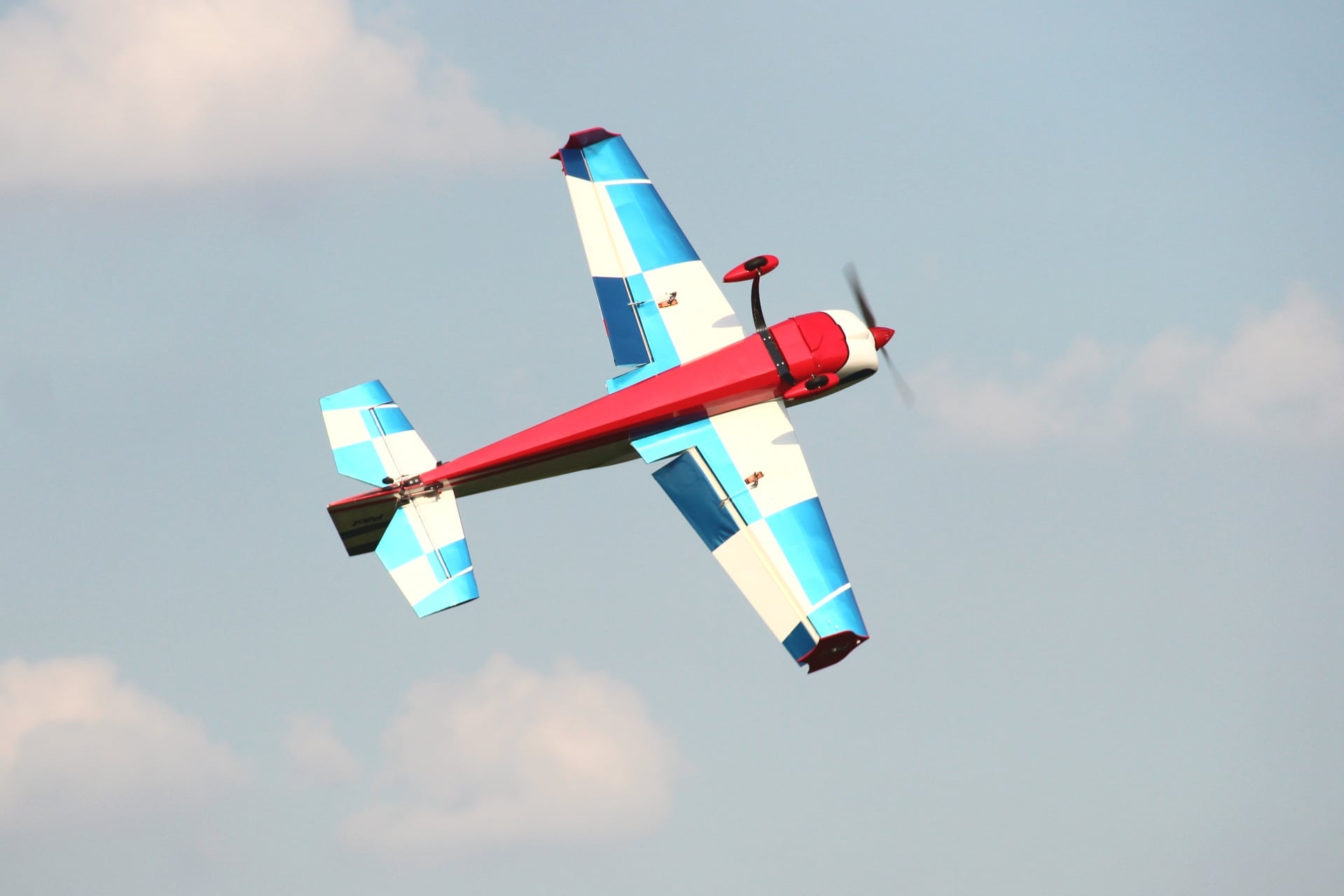 Pilot rc Extra NG 01 red/white 60" 1.52m