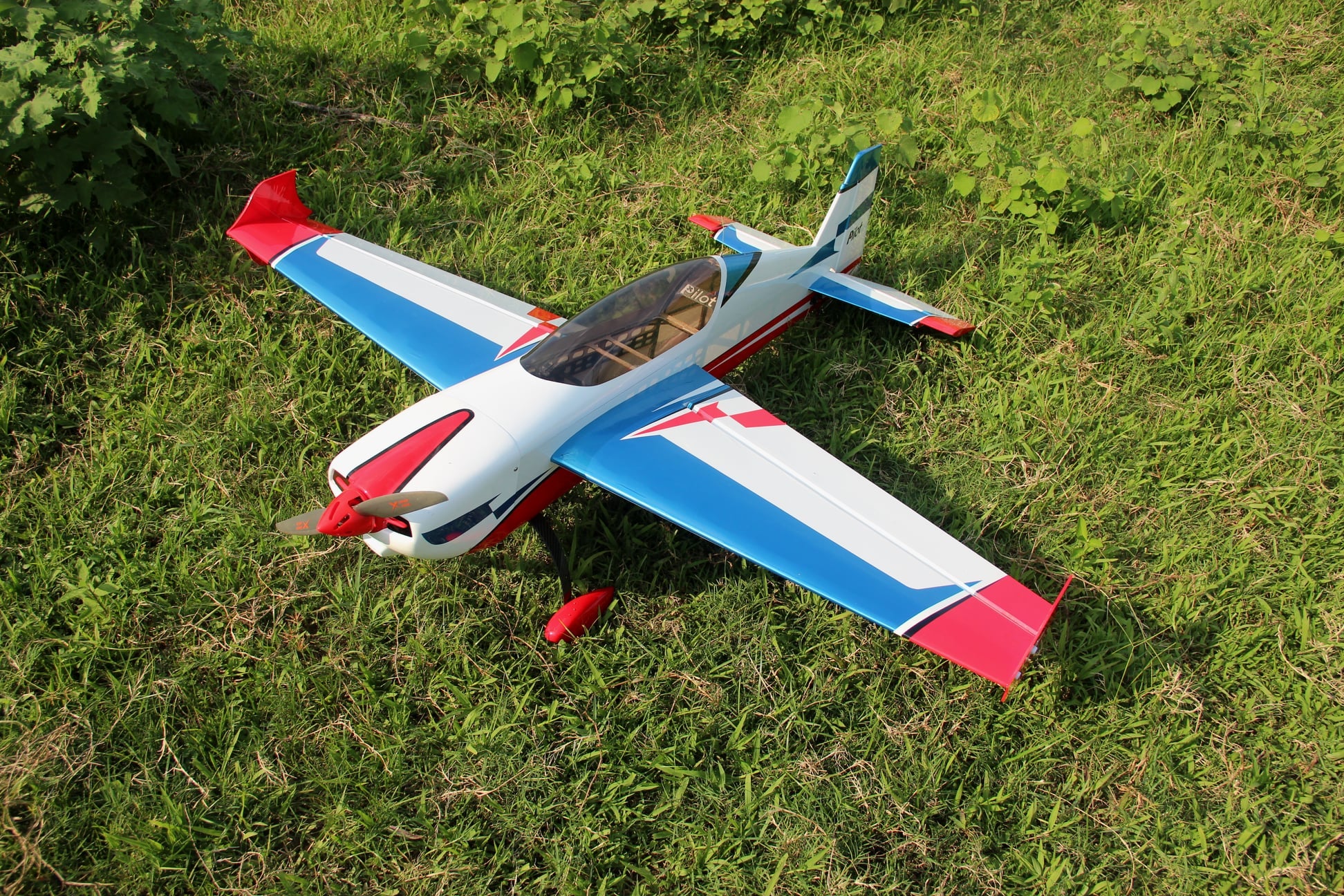 Pilot rc Extra NG 01 red/white 60" 1.52m