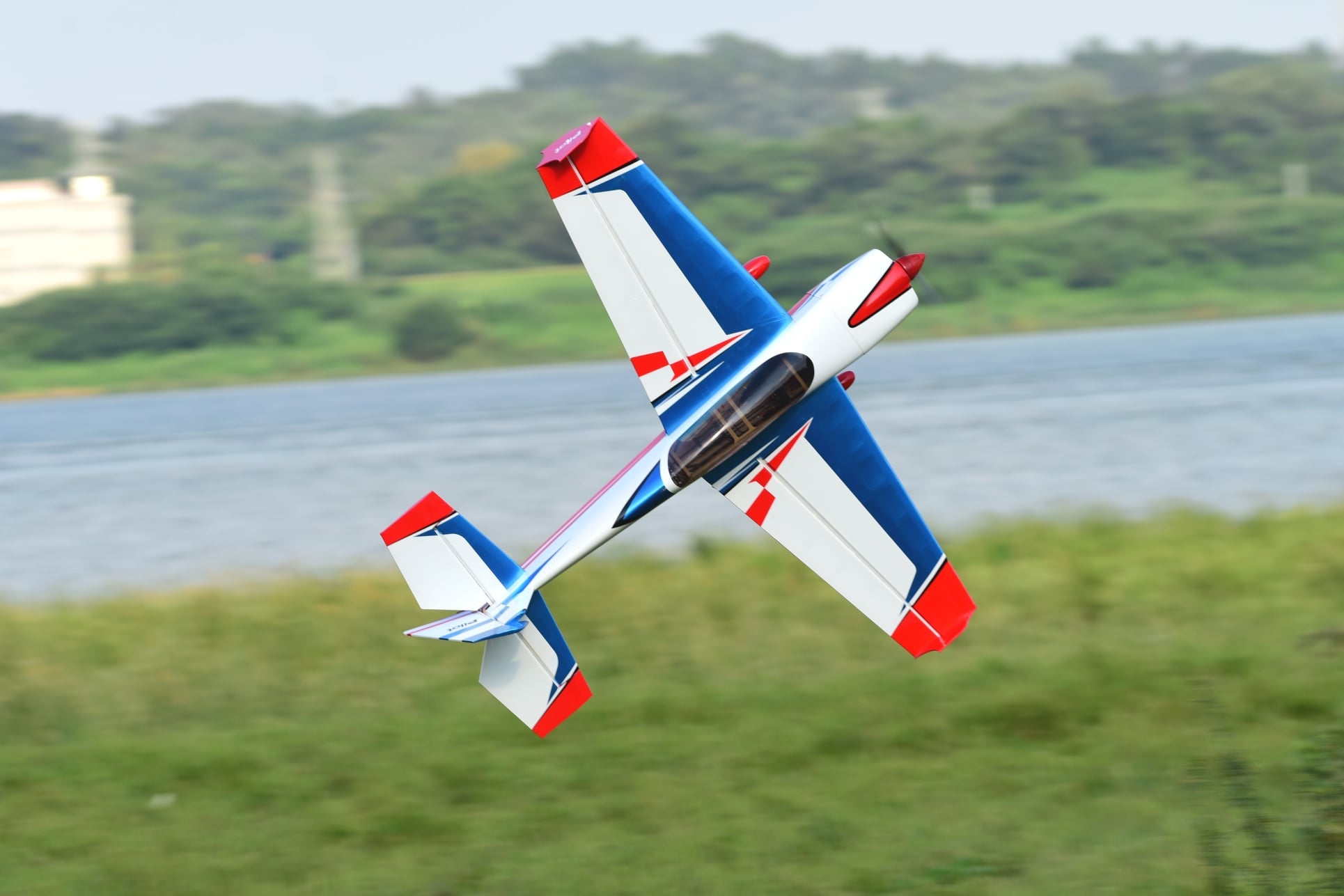 Pilot rc Extra NG 01 red/white 60" 1.52m