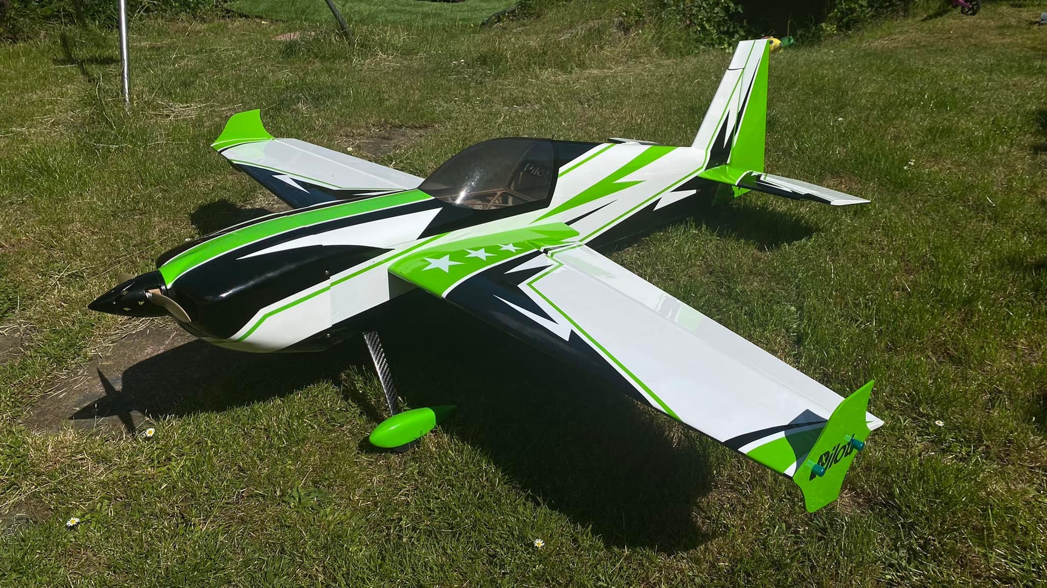 Pilot rc Laser 07 green/white 67" 1.70m