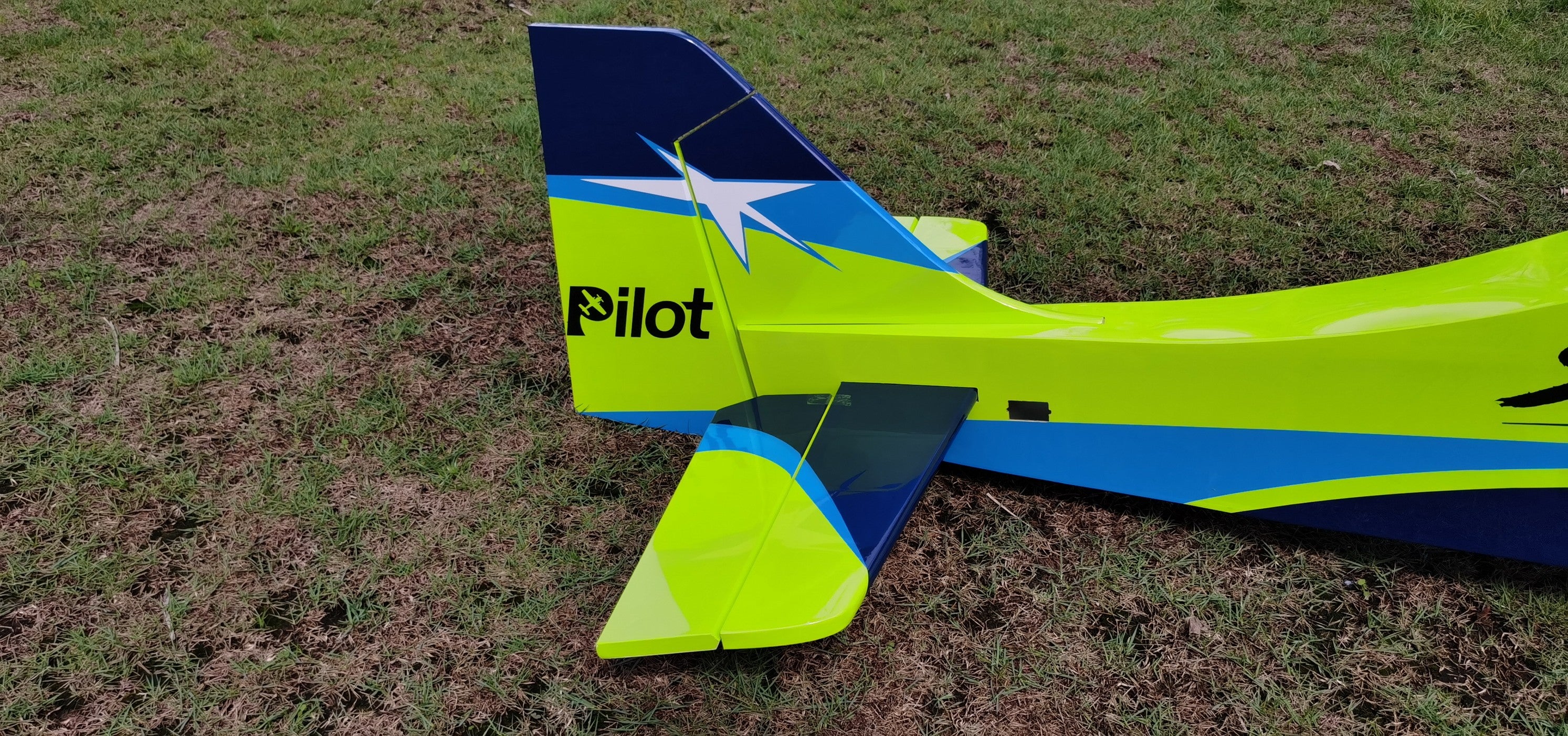 » Pilot rc Skywolf V2 04 green/blue 73" 1.85m