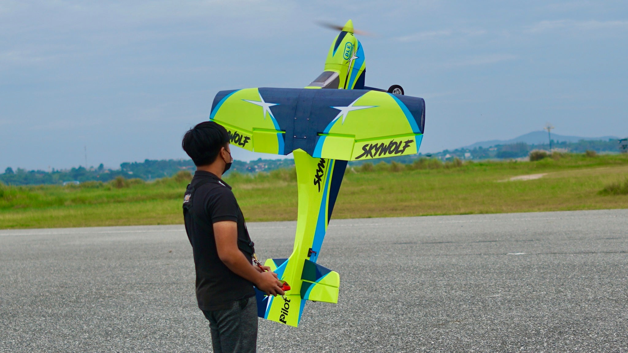 » Pilot rc Skywolf V2 04 green/blue 73" 1.85m