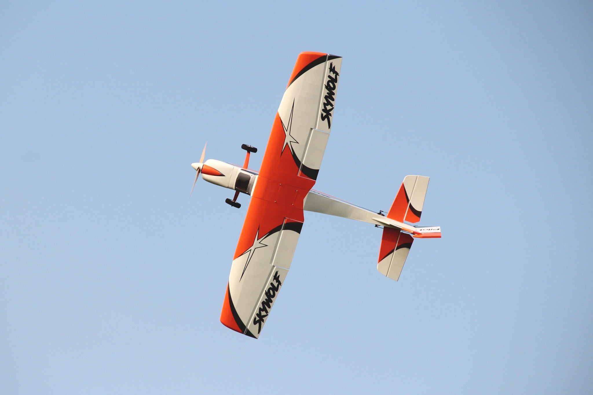 Pilot rc Skywolf V2 05 orange/white 73" 1.85m