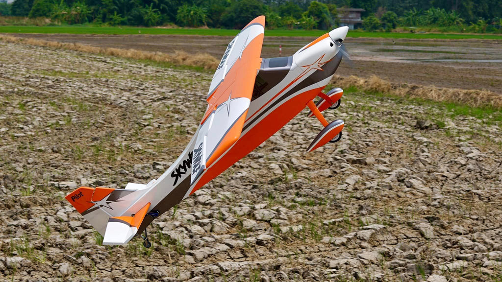 Pilot rc Skywolf V2 05 orange/white 67" 1.70m