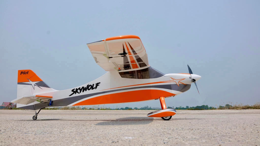 Pilot rc Skywolf V2 05 orange/white 67" 1.70m
