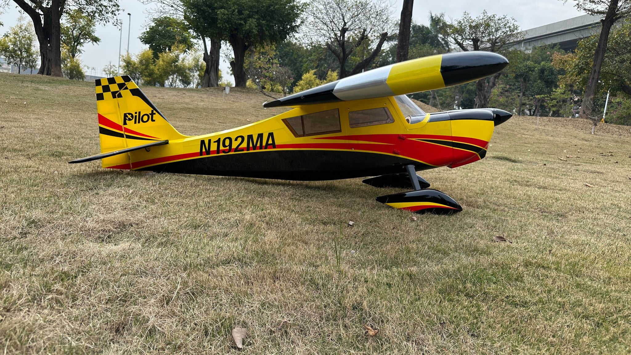Pilot rc Decathlon 2.7 010 Yellow/red/black