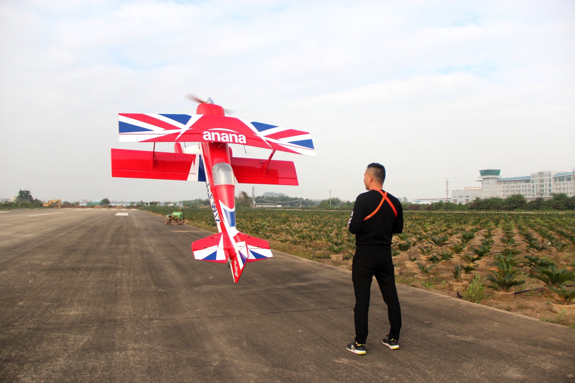 » Pilot rc Pitts Challenger 04 73" 1.85m 60-70CC