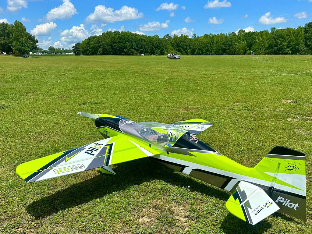 Pilot RC Sbach V2 103" 10 Green/Black/White Ryu Scheme