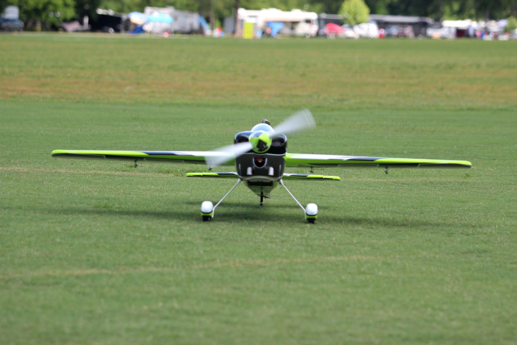 Pilot rc Sbach V2 90" 2.29m 10 green/black/white Ryu Scheme