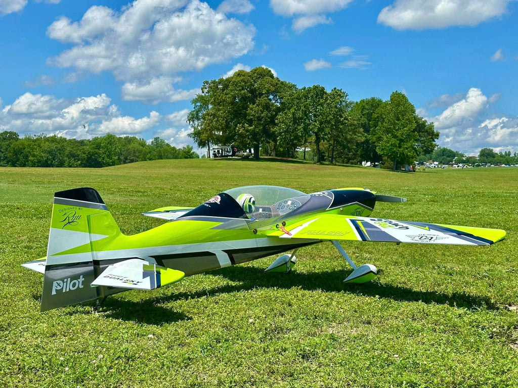 Pilot RC Sbach V2 103" 10 Green/Black/White Ryu Scheme
