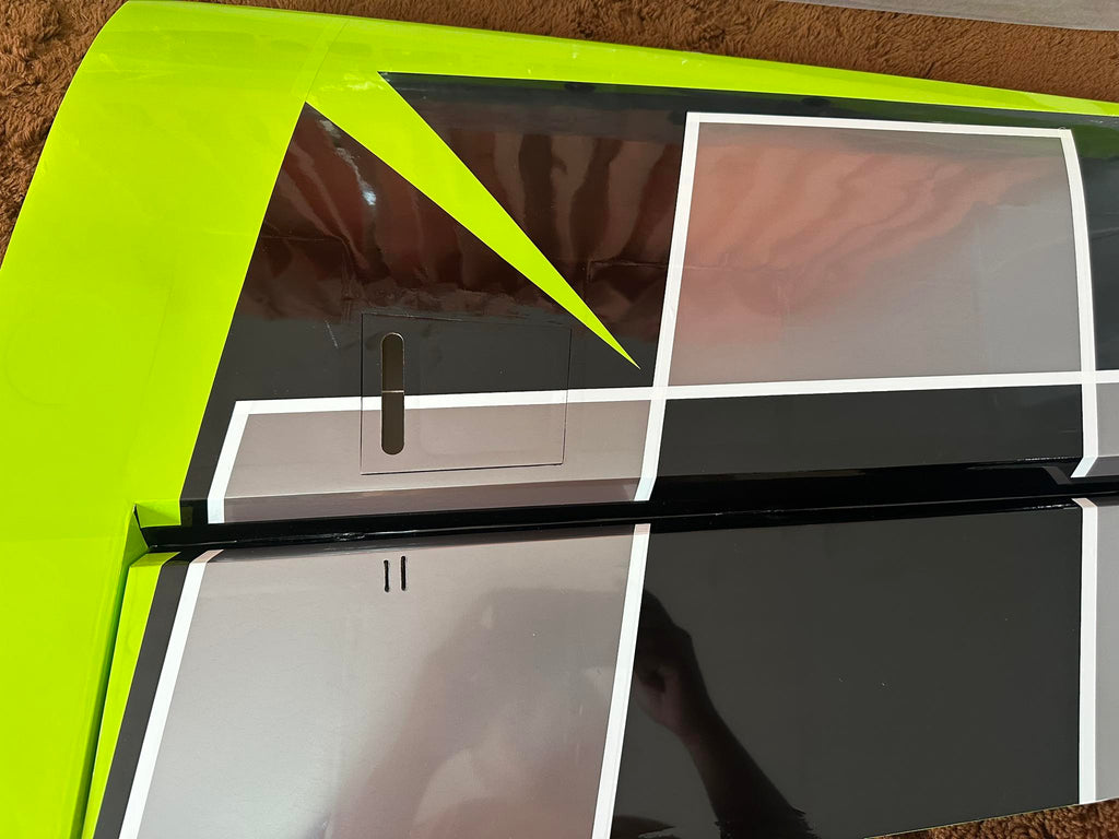 Pilot RC Sbach V2 103" 10 Green/Black/White Ryu Scheme