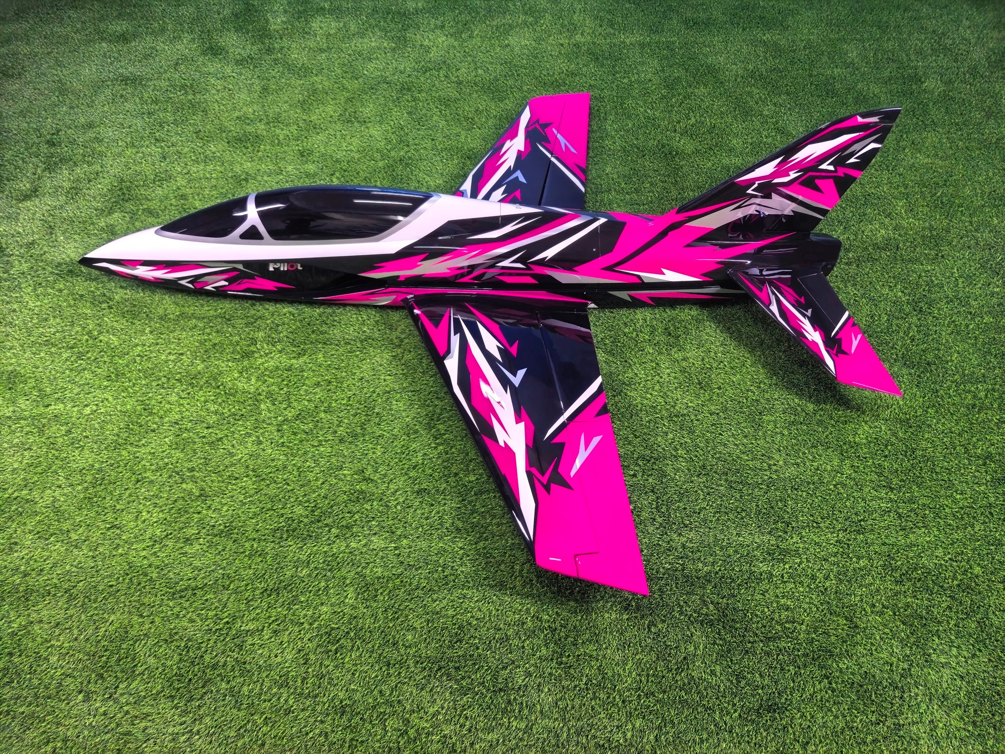 Pilot rc 2.4m Matrix incl retracts 07 pink