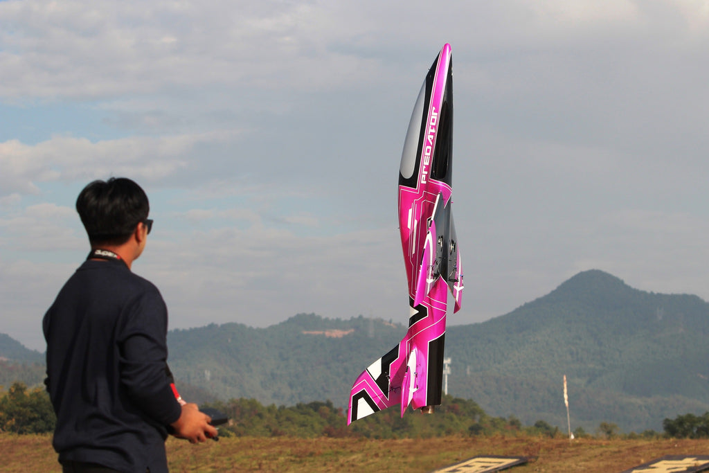 Pilot rc 2.2m Predator jet V2 pink, retracts,air trap,tail pipe.