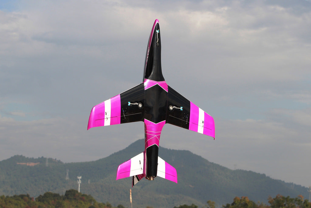 Pilot rc 2.2m Predator jet V2 pink, retracts,air trap,tail pipe.