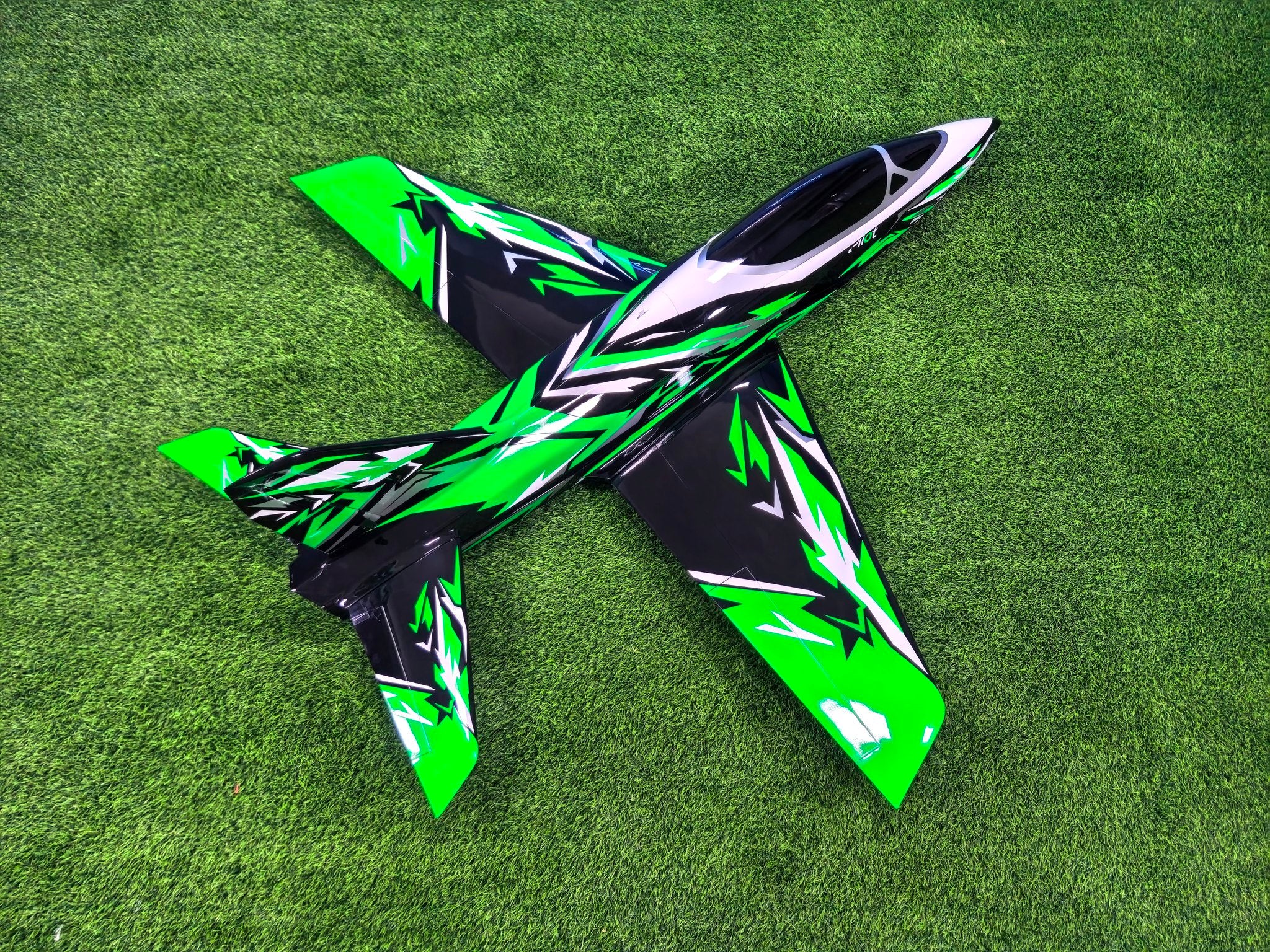 Pilot rc 2.2m Matrix incl retracts 09 green/black