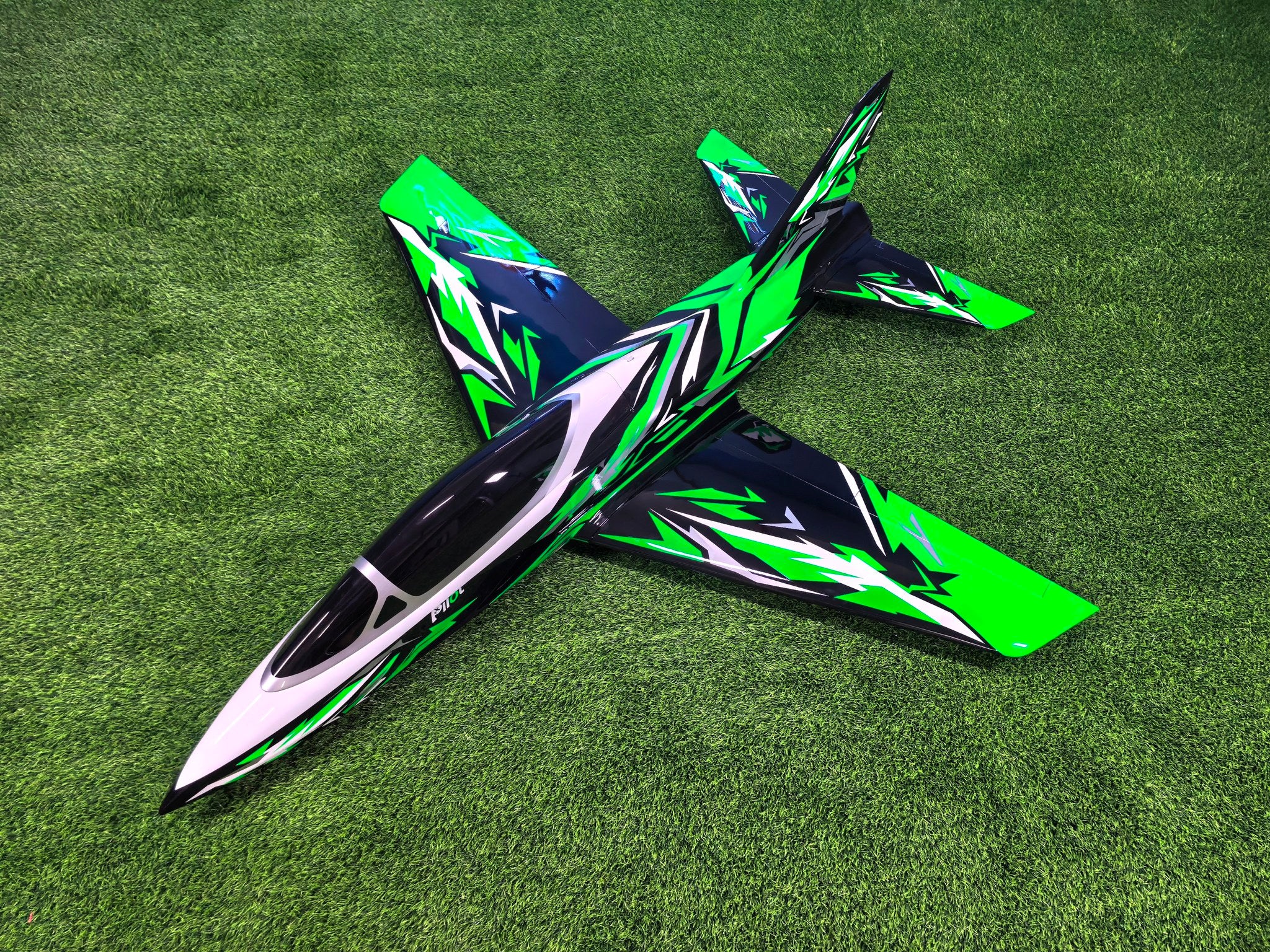 Pilot rc 2.2m Matrix incl retracts 09 green/black