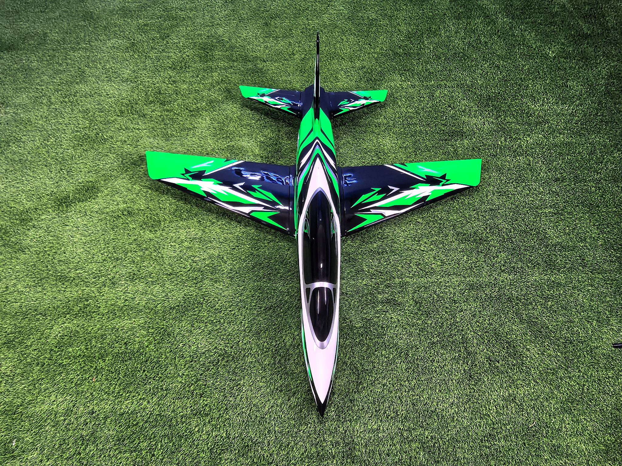 Pilot rc 2.2m Matrix incl retracts 09 green/black