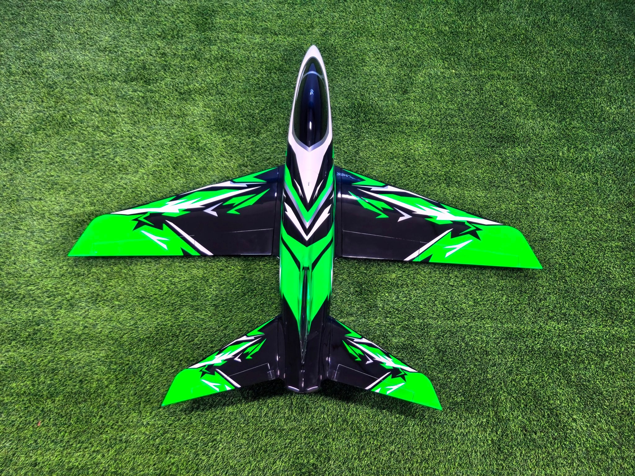 Pilot rc 2.2m Matrix incl retracts 09 green/black