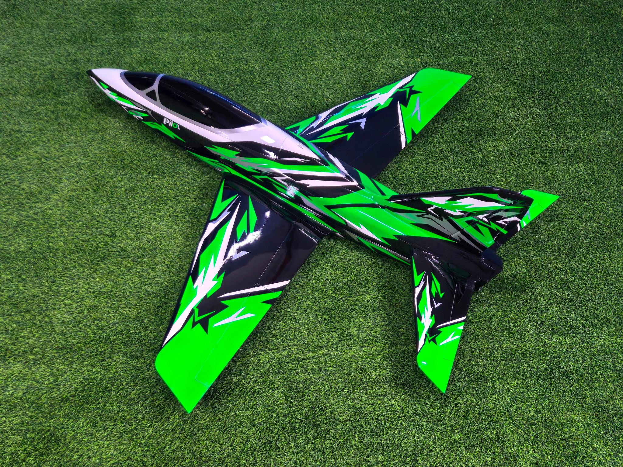 Pilot rc 2.2m Matrix incl retracts 09 green/black