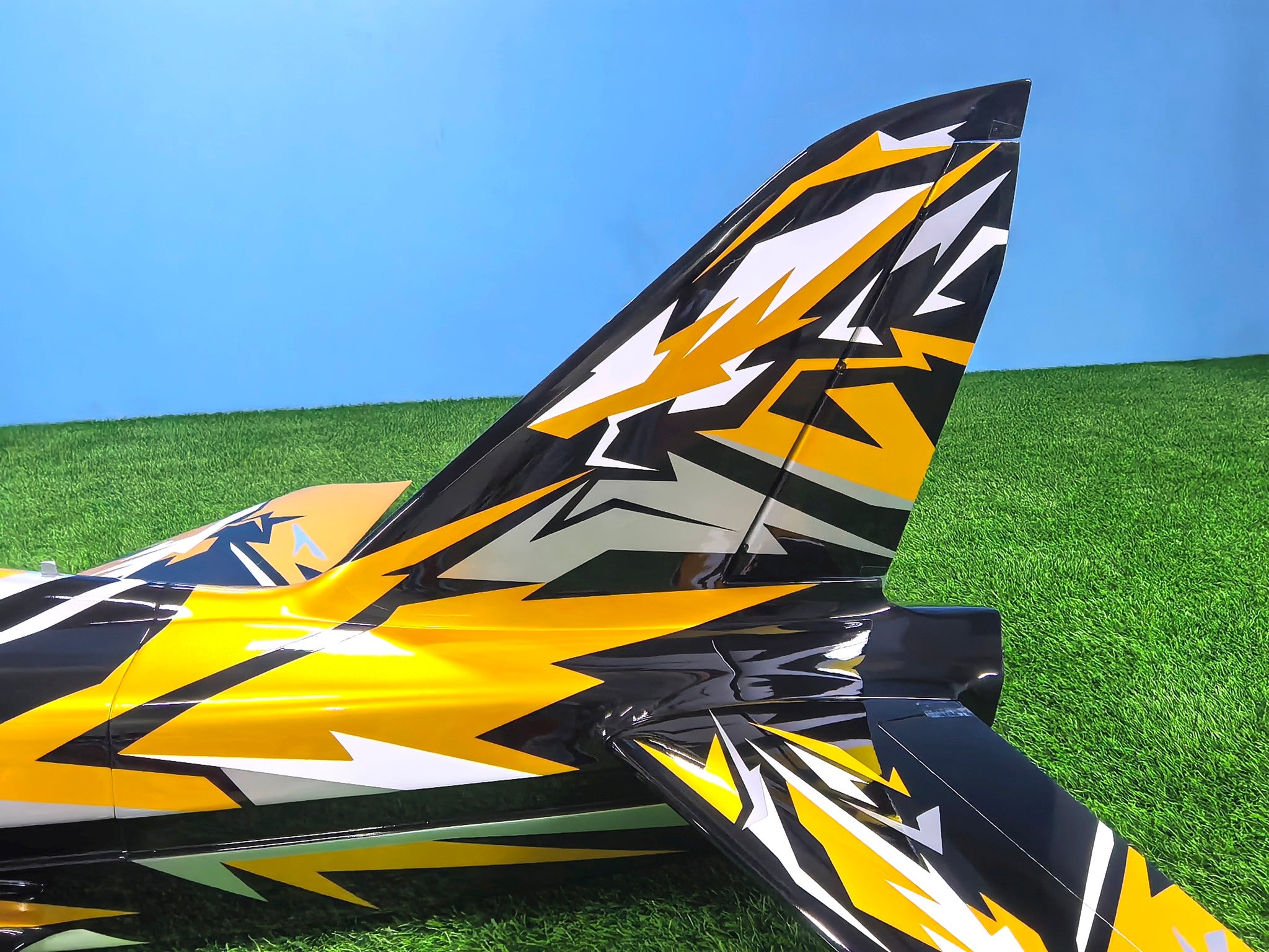 Pilot rc 2.2m Matrix incl retracts 11 yellow/black