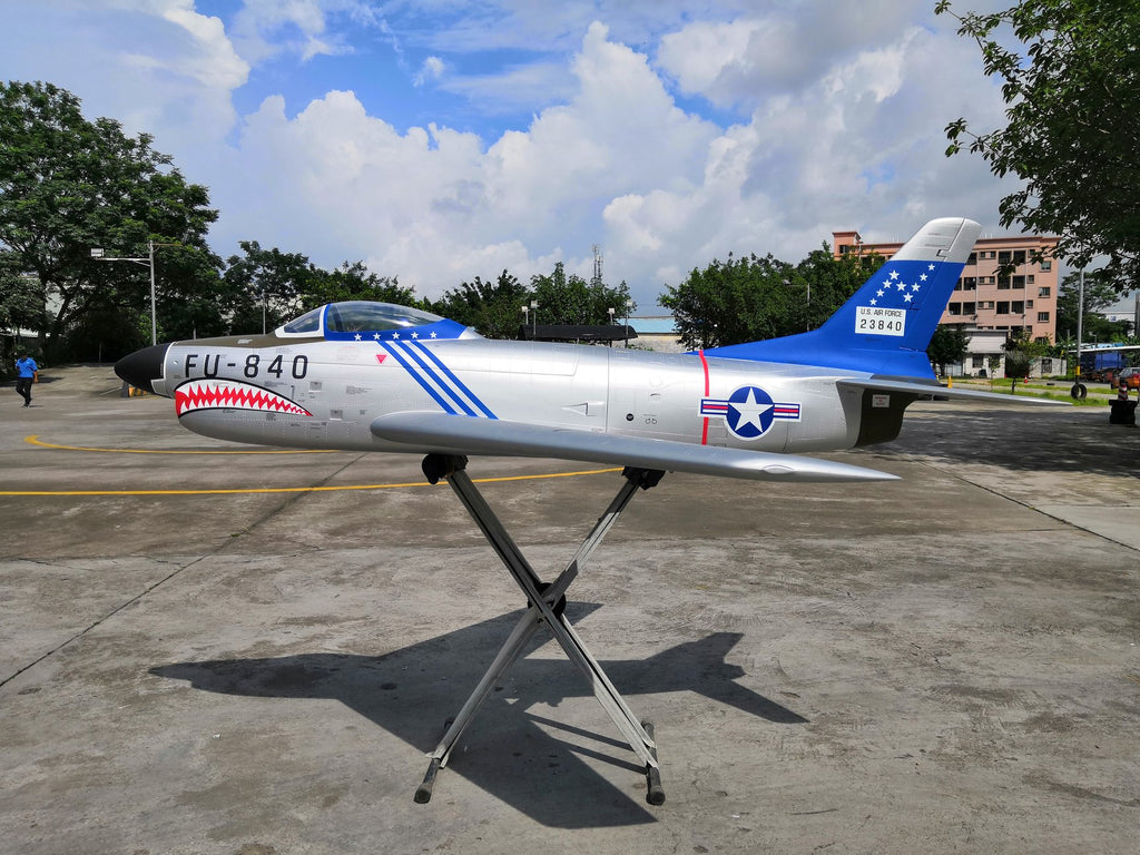 Pilot rc 2.2m F-86D Sabre with tail pipe, UAT, Kevlar fuel tank