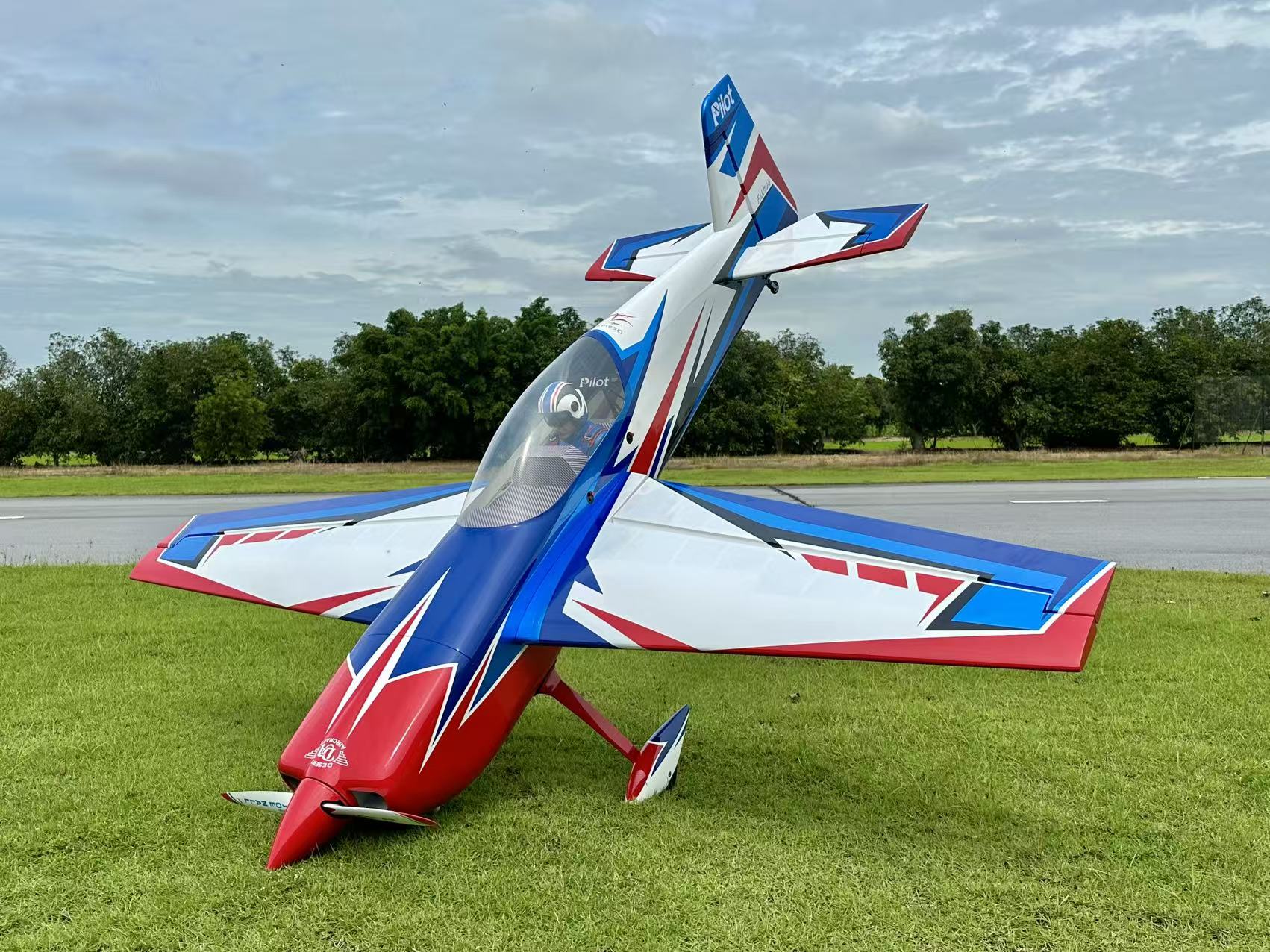 Pilot rc Raven 103" 2.26m 01 red/blue/white