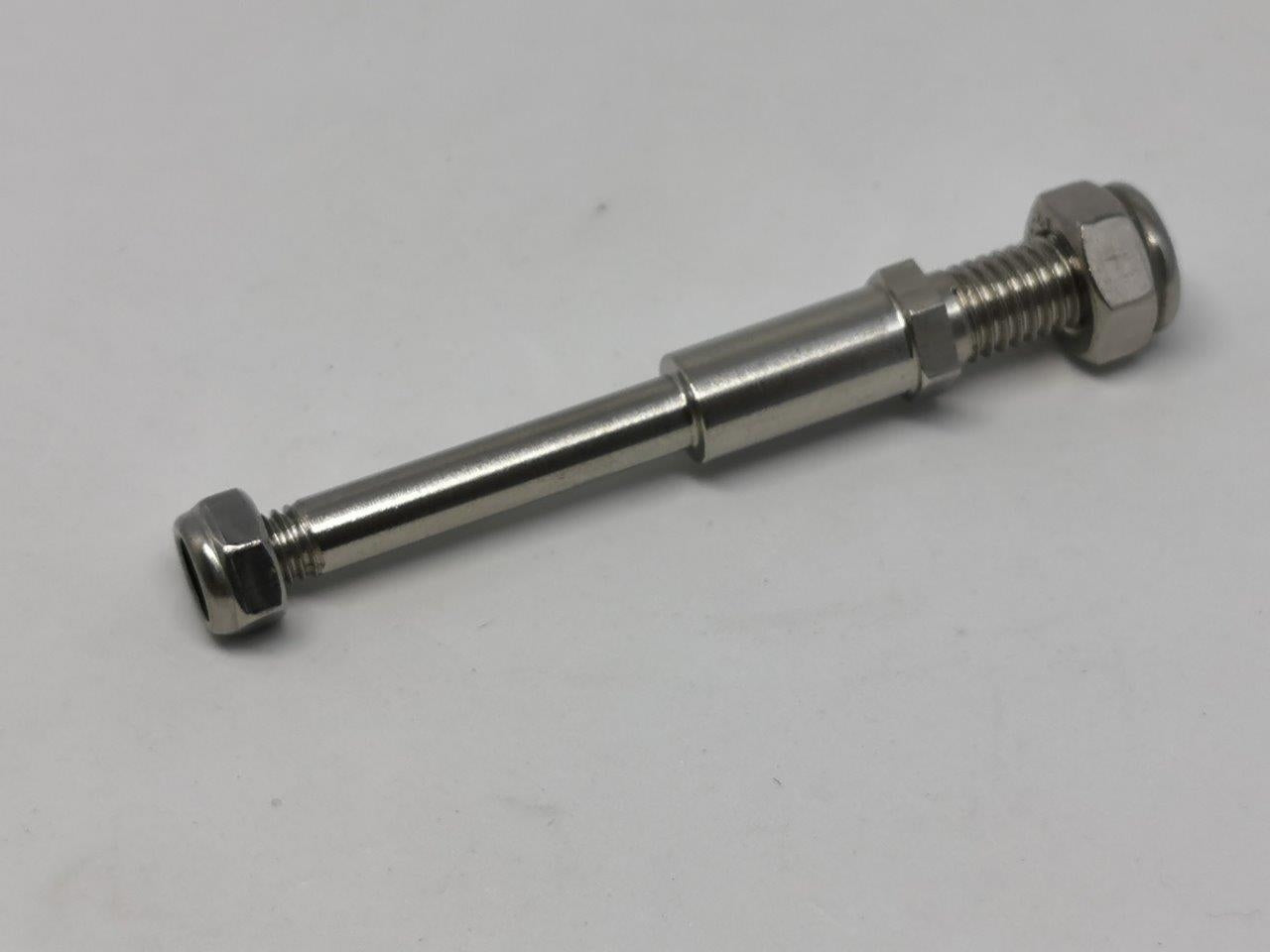 Pilot-RC Radachse 6 mm, neue Ausführung, 1 Stück