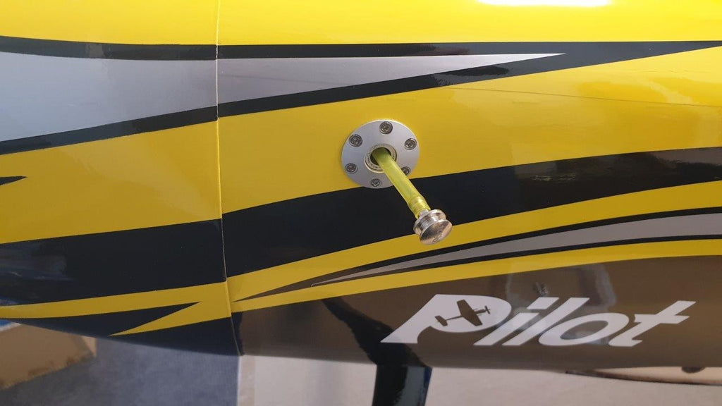 Pilot rc fuel dot magnetic lock