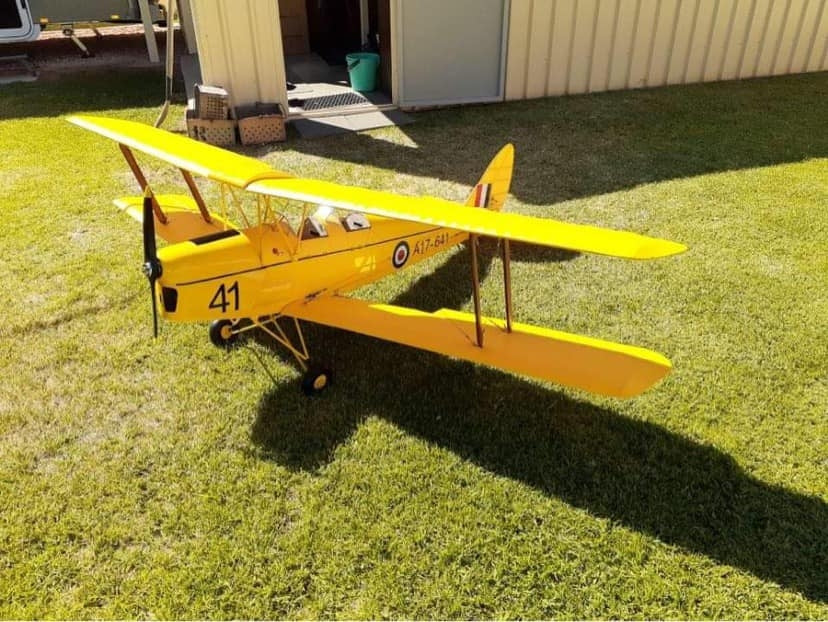 Value planes 1:3.8 De Haviland DH82a Tiger Moth
