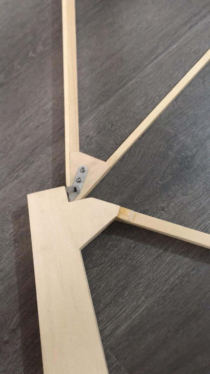 Wertflugzeuge im Maßstab 1:3, Schulleiter SG-38 Balsa-Bausatz