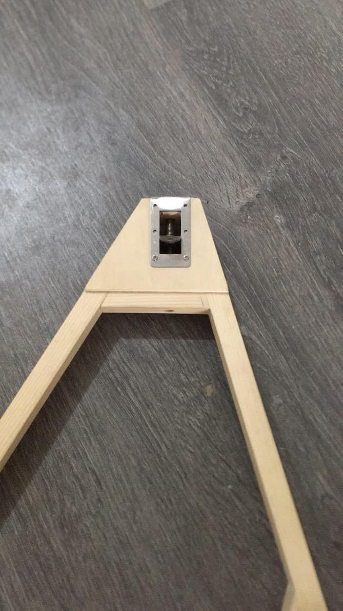 Wertflugzeuge im Maßstab 1:3, Schulleiter SG-38 Balsa-Bausatz