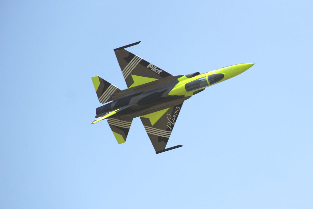 Pilot rc 2.2m FC1 3D 04 Fluorescent Yellow retract version