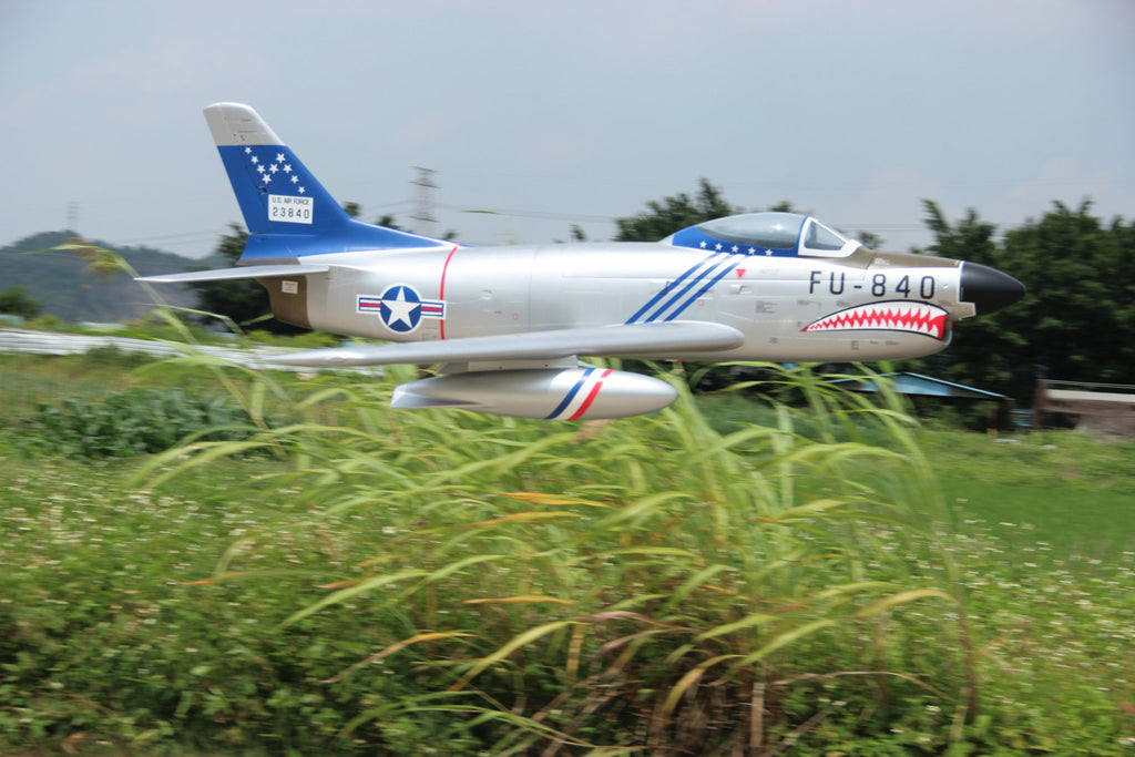 Pilot rc 2.2m F-86D Sabre with tail pipe, UAT, Kevlar fuel tank