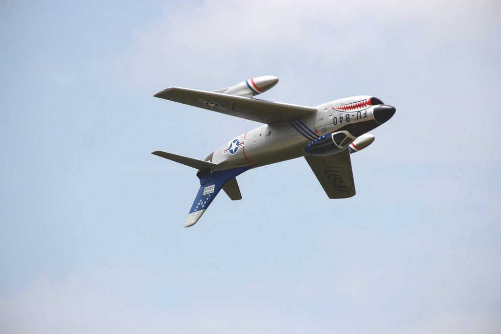 Pilot rc 2.2m F-86D Sabre with tail pipe, UAT, Kevlar fuel tank