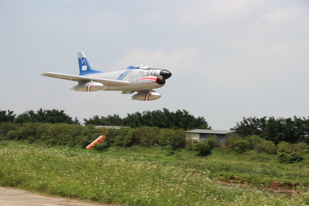 Pilot rc 2.2m F-86D Sabre with tail pipe, UAT, Kevlar fuel tank