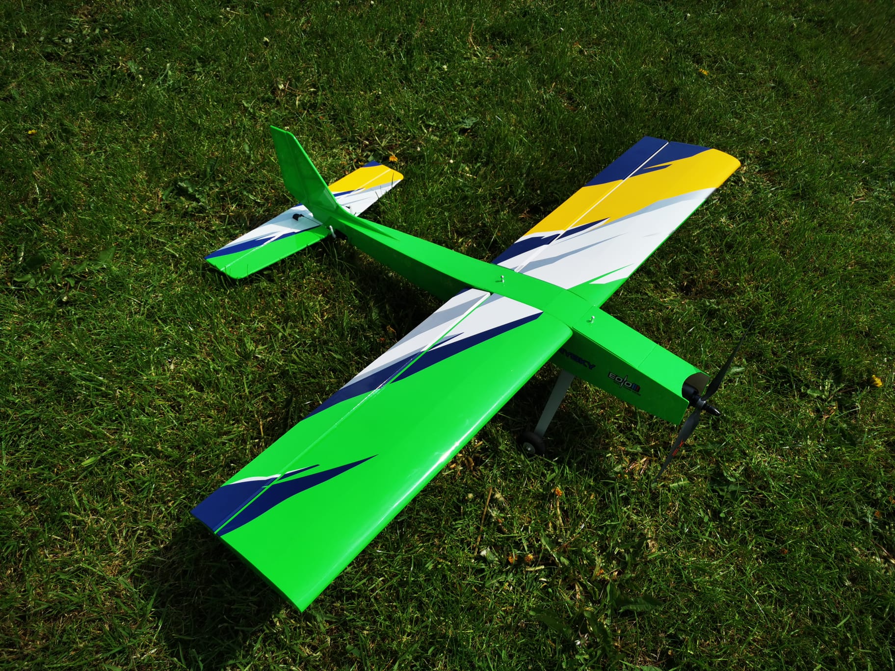 OMP HOBBY Challenger green 49” Balsa Airplane PNP