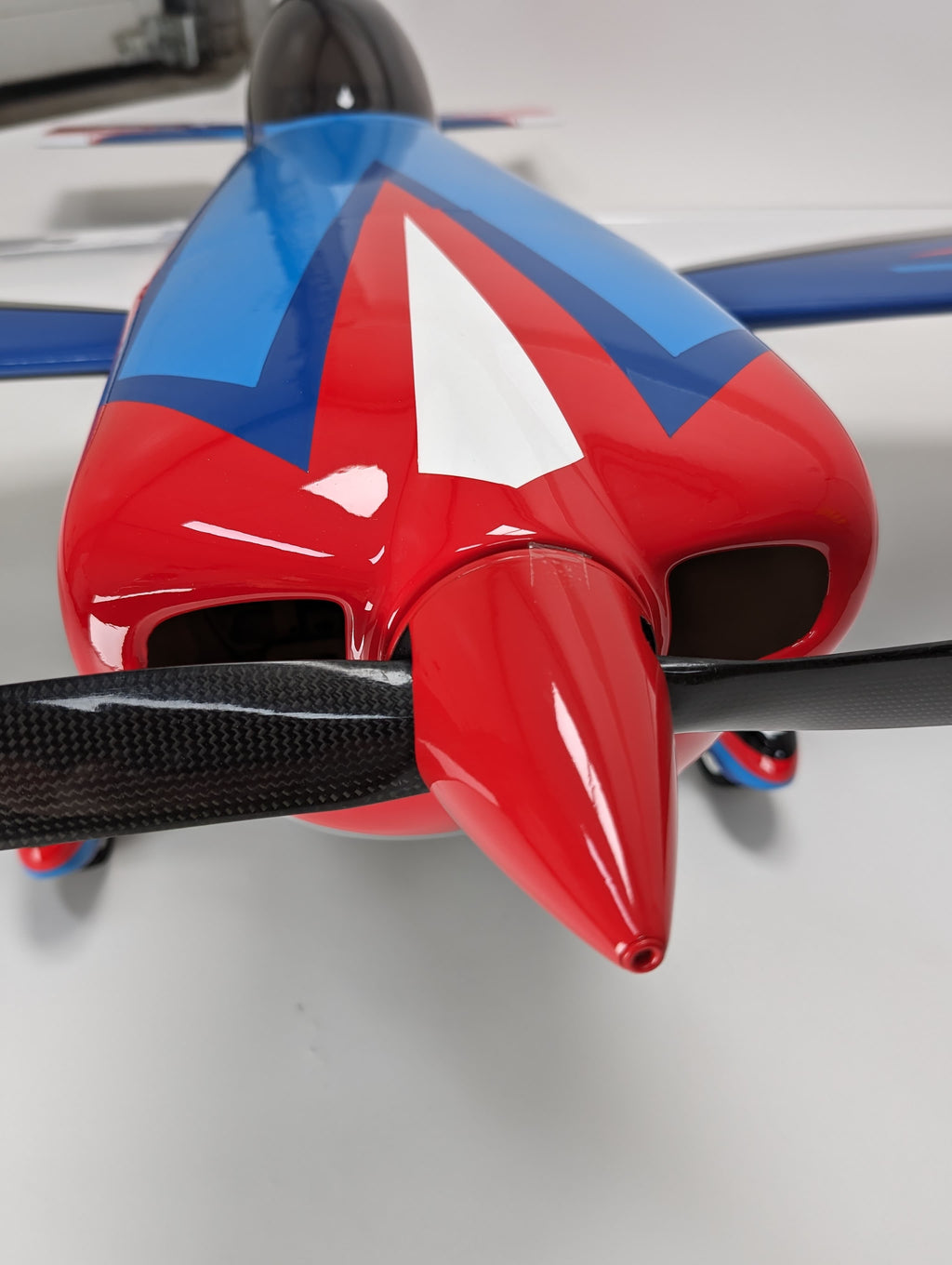 Pilot rc Laser 09 RYU 73" 1.85m