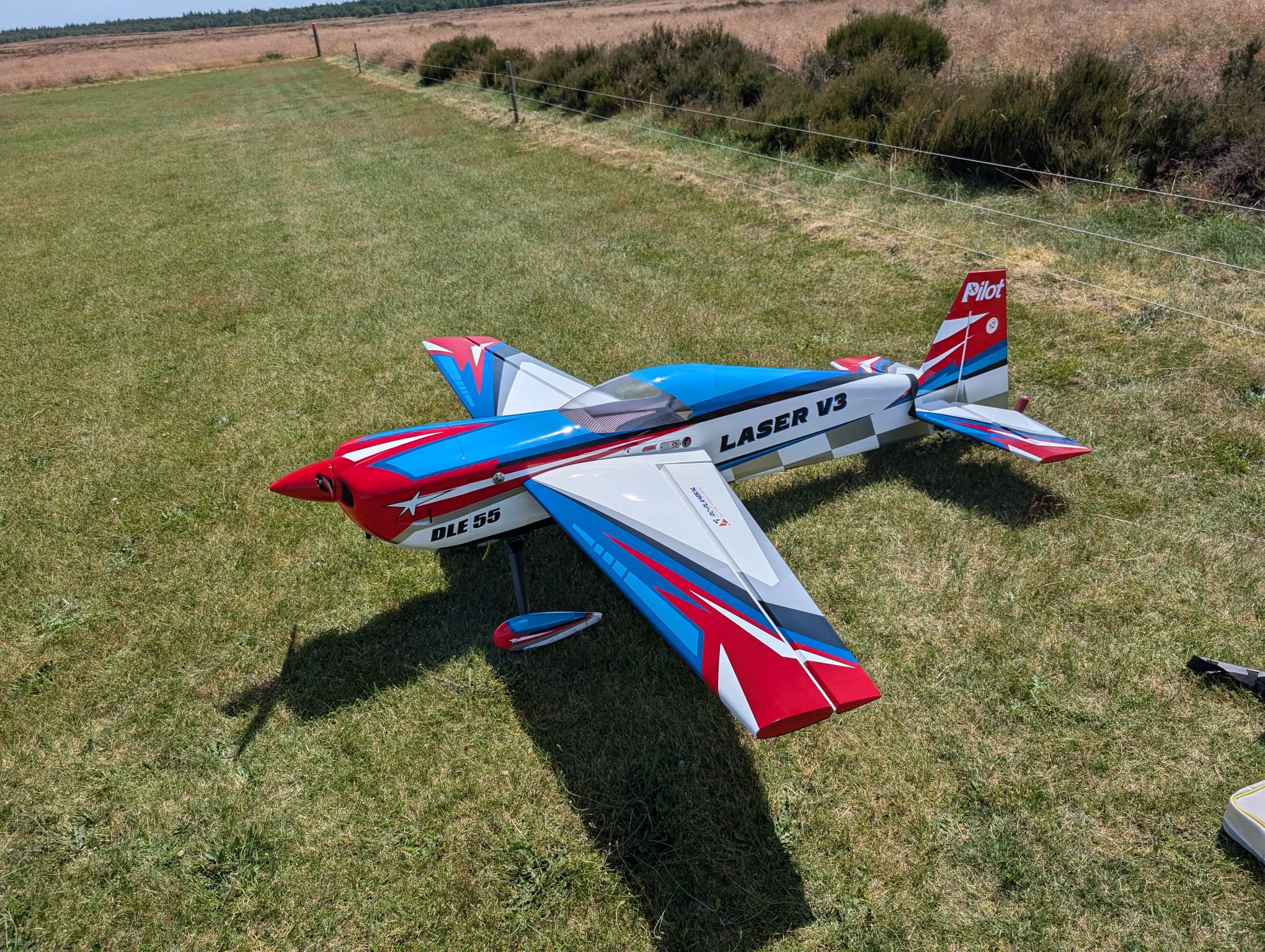 Pilot rc Laser *V3* 09 RYU Color Scheme 88" 2.23m