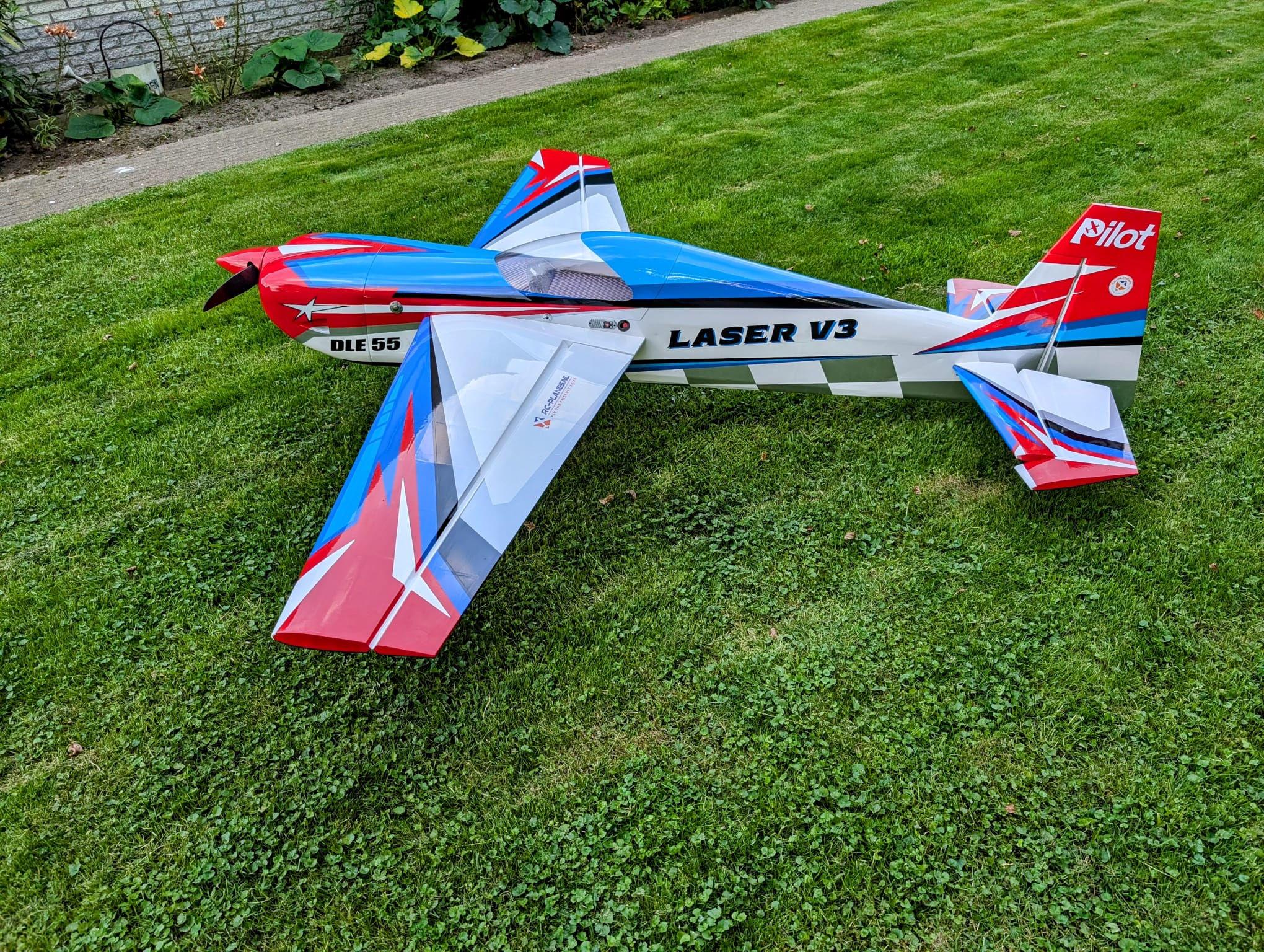 Pilot rc Laser *V3* 09 RYU Color Scheme 88" 2.23m