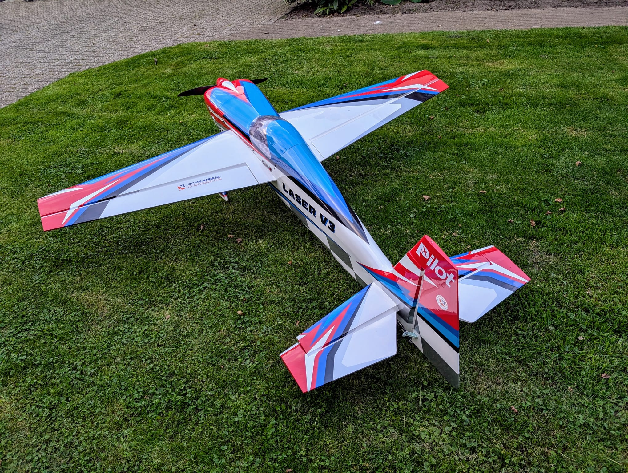 Pilot rc Laser *V3* 09 RYU Color Scheme 88" 2.23m