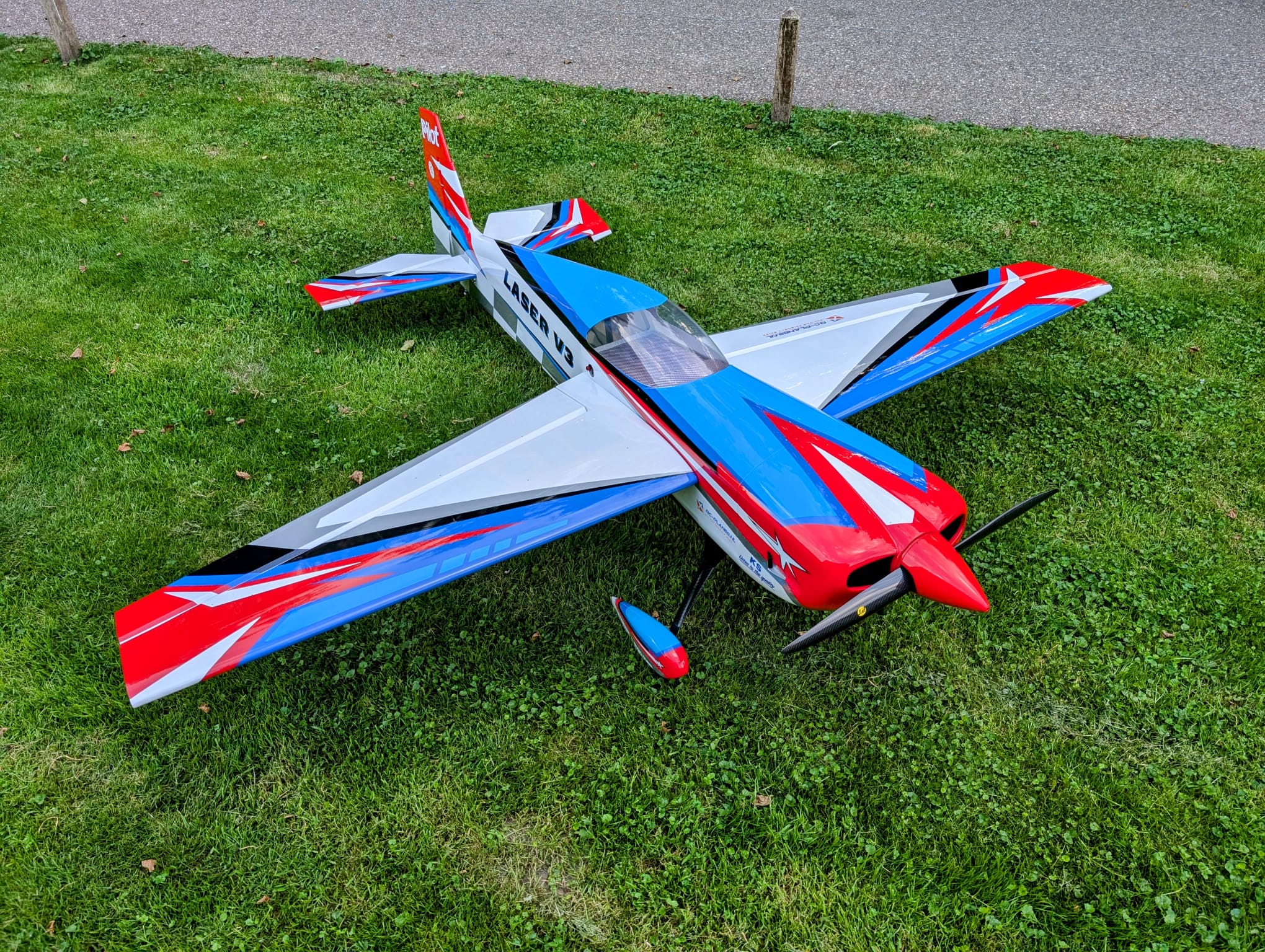 Pilot rc Laser *V3* 09 RYU Color Scheme 88" 2.23m
