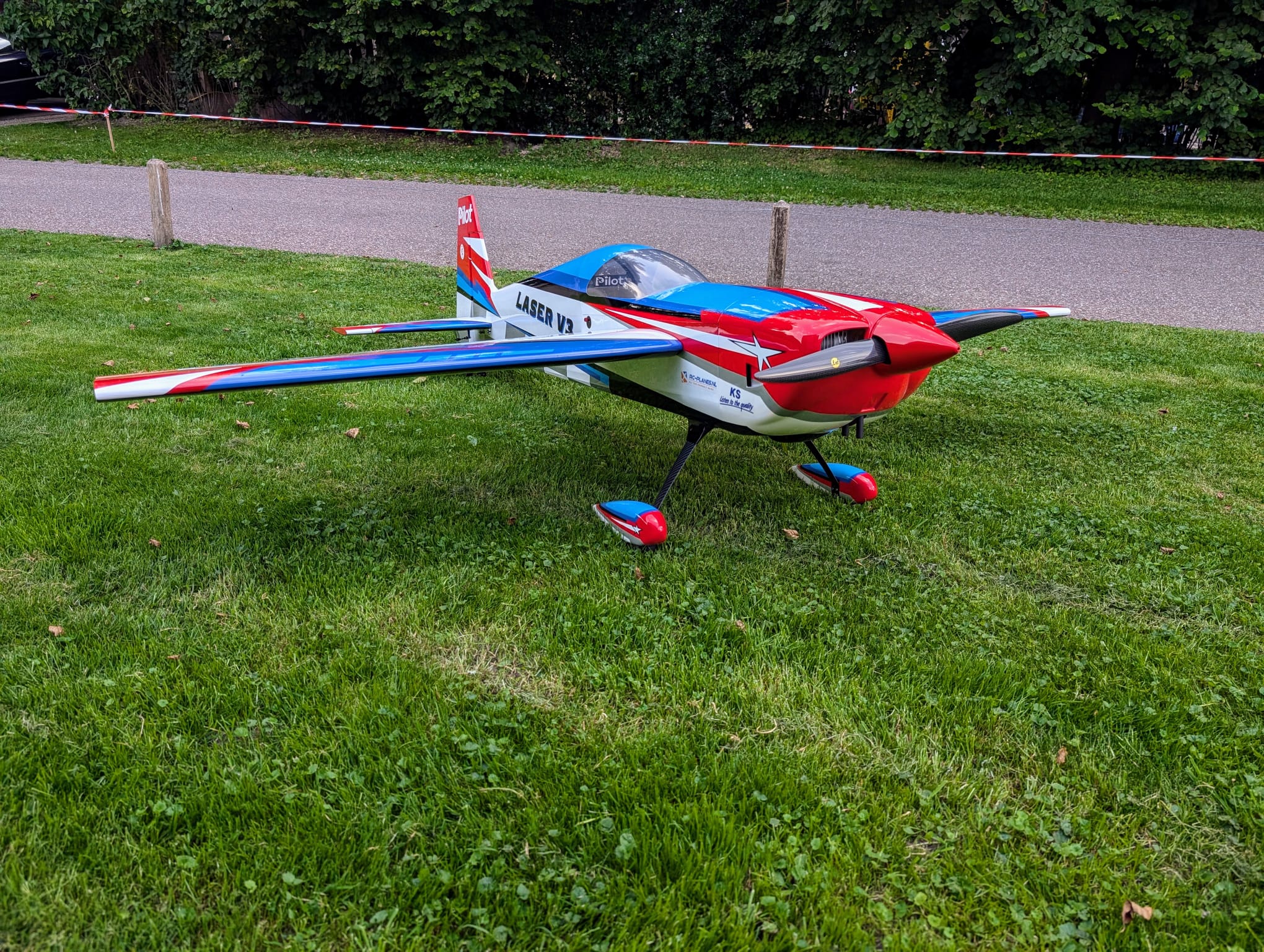 Pilot rc Laser *V3* 09 RYU Color Scheme 88" 2.23m