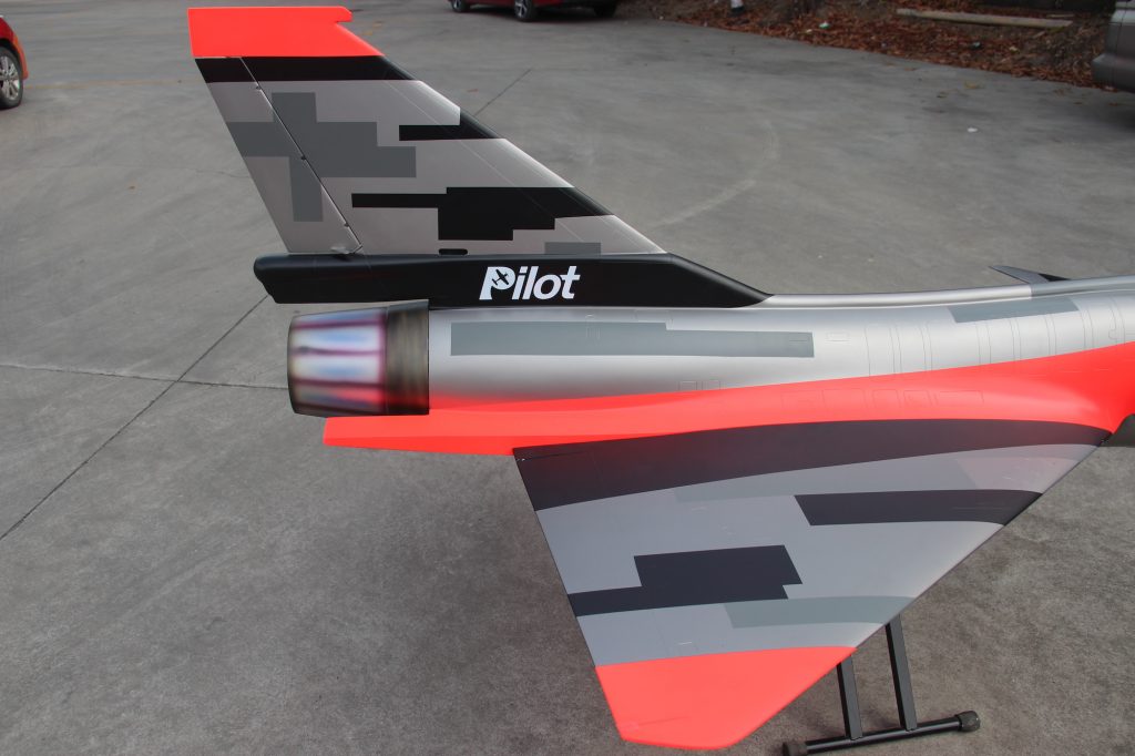 Pilot rc J10-B 2.84m Jet 06 retracts,air trap,tail pipe.